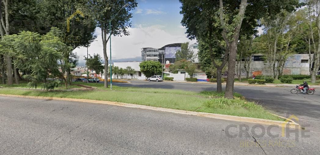 Land for sale in Xalapa, Veracruz, at the intersection of Xalapa Avenue and Orizaba Avenue