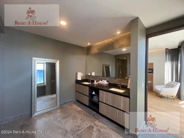 Apartment for Sale in Huixquilucan, Bosque Real GIS 26-3222