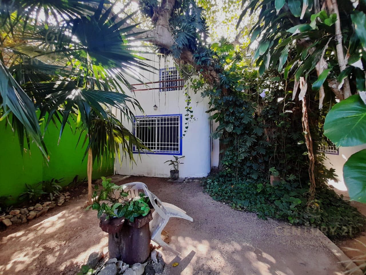 4-Bedroom House for Sale in Downtown Playa del Carmen | Ideal for Investment | P4101