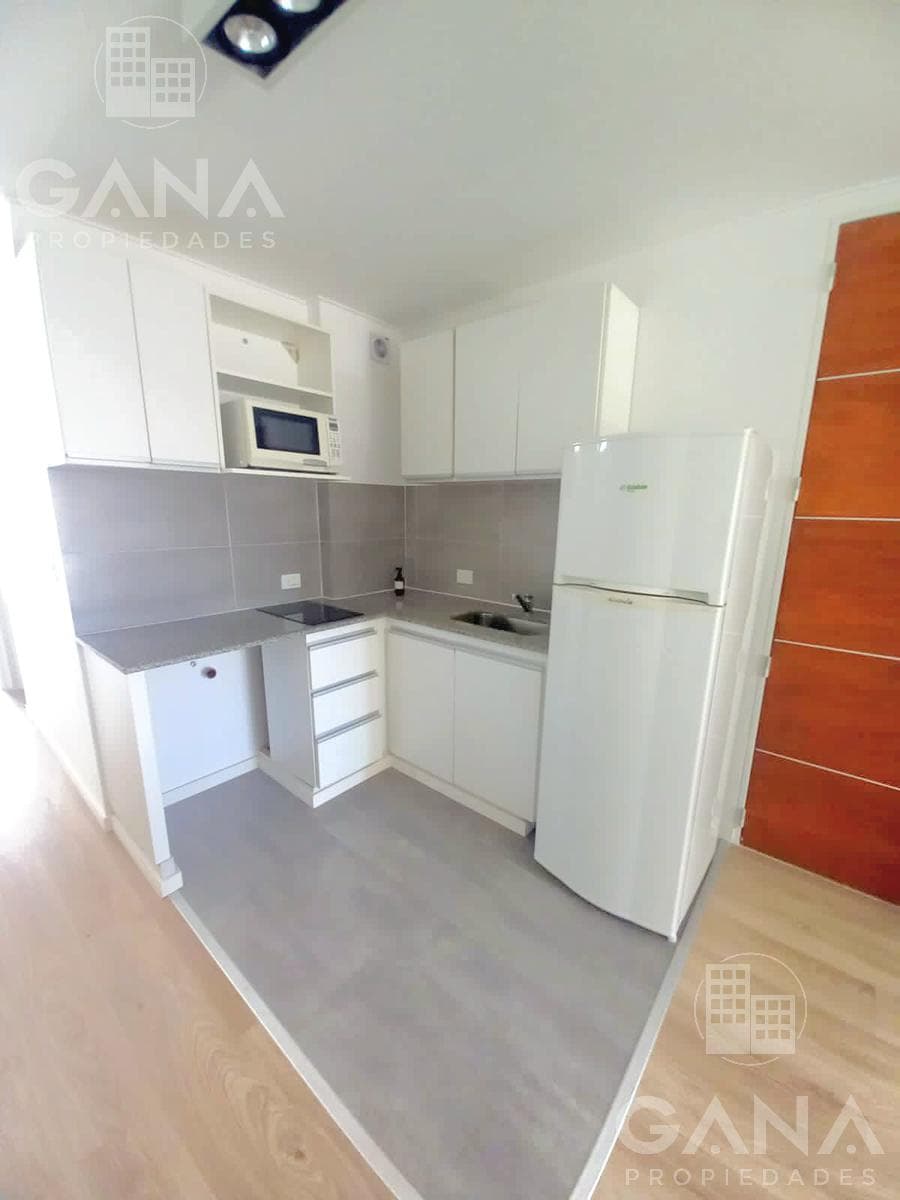 Apartment for Sale in Downtown Rosario: 1 bedroom with balcony, CF IMMEDIATE OCCUPANCY