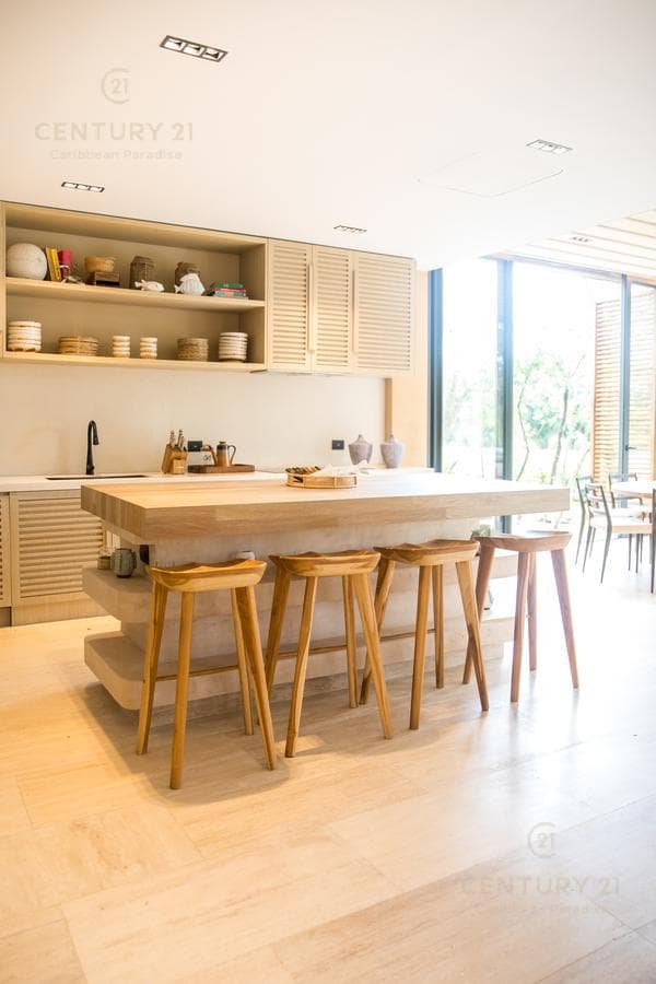 Increible casa en zona residencial prvilegiada de Playa del Carmen P3452