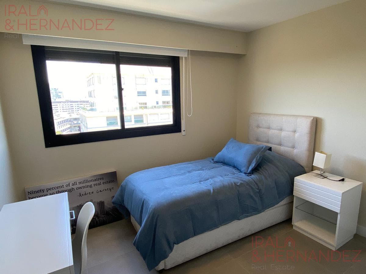Apartment - Roosevelt