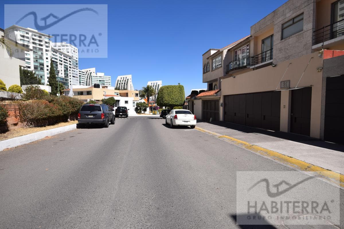 Venta excelente casa en Hacienda de las Palmas