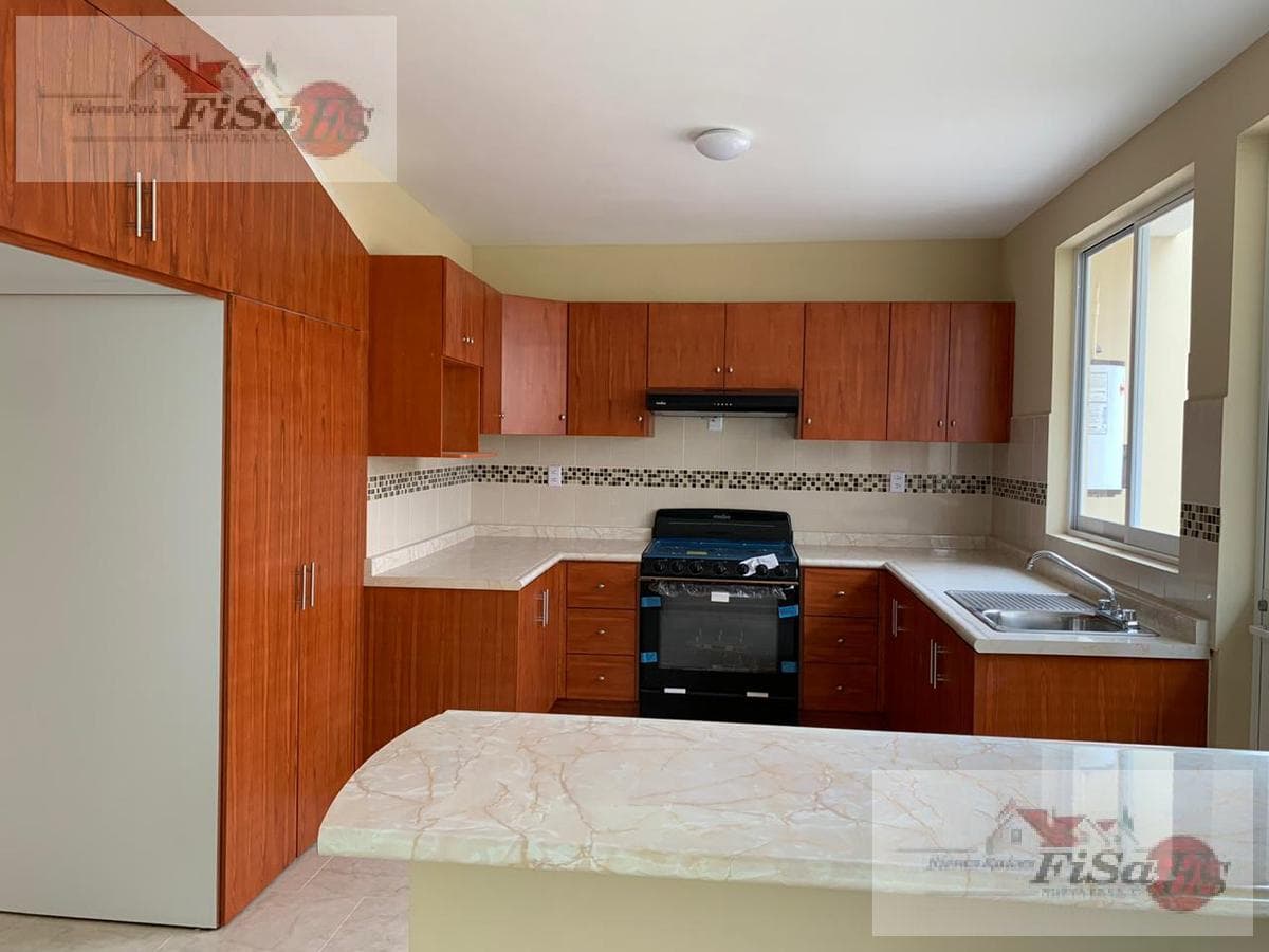 HOUSE FOR SALE AT COND. CHABACANOS, INT. 66