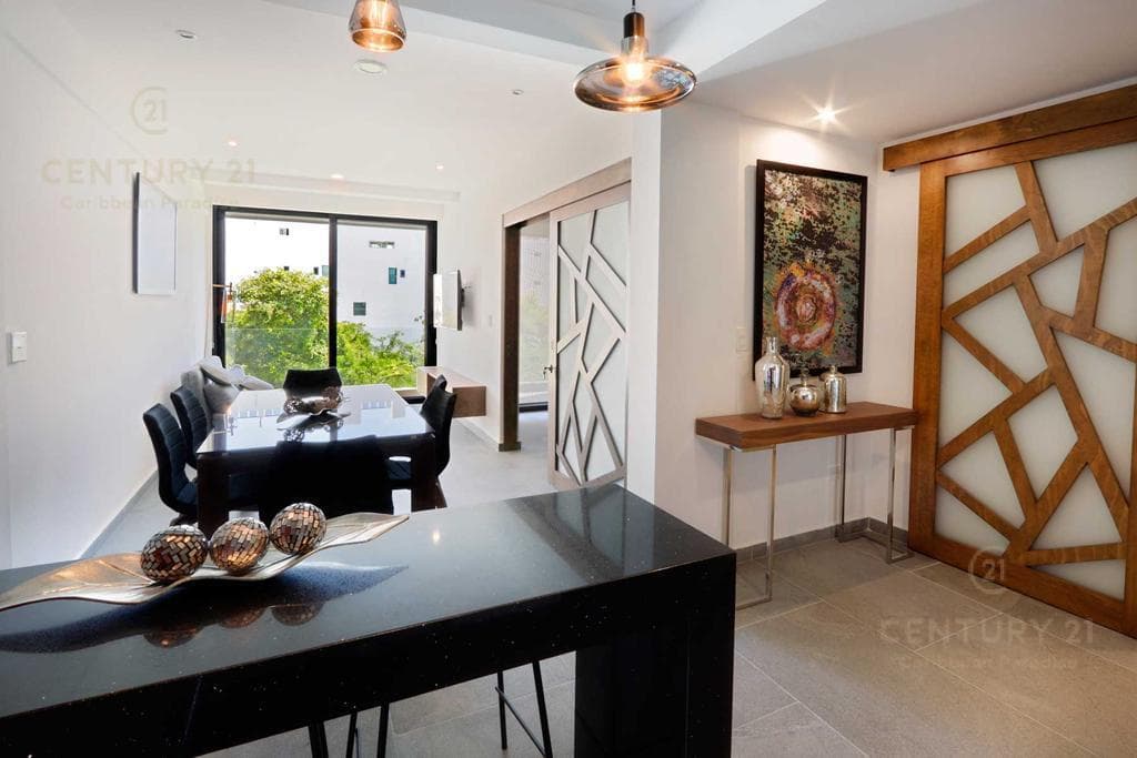 Venta de bonito departamento 1 hab sobre la 5ta avenida en Playa del CarmenP1979