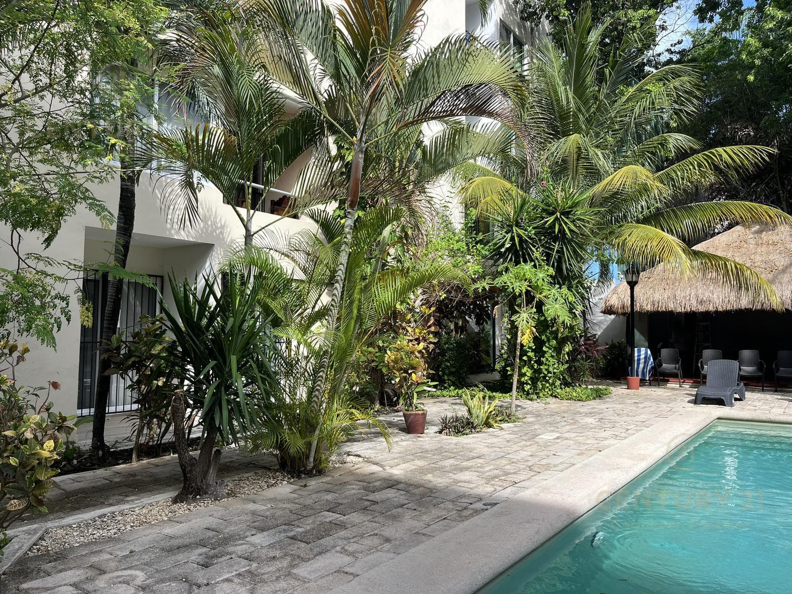 2-bedroom, 3-bathroom apartment in downtown Playa del Carmen P4206