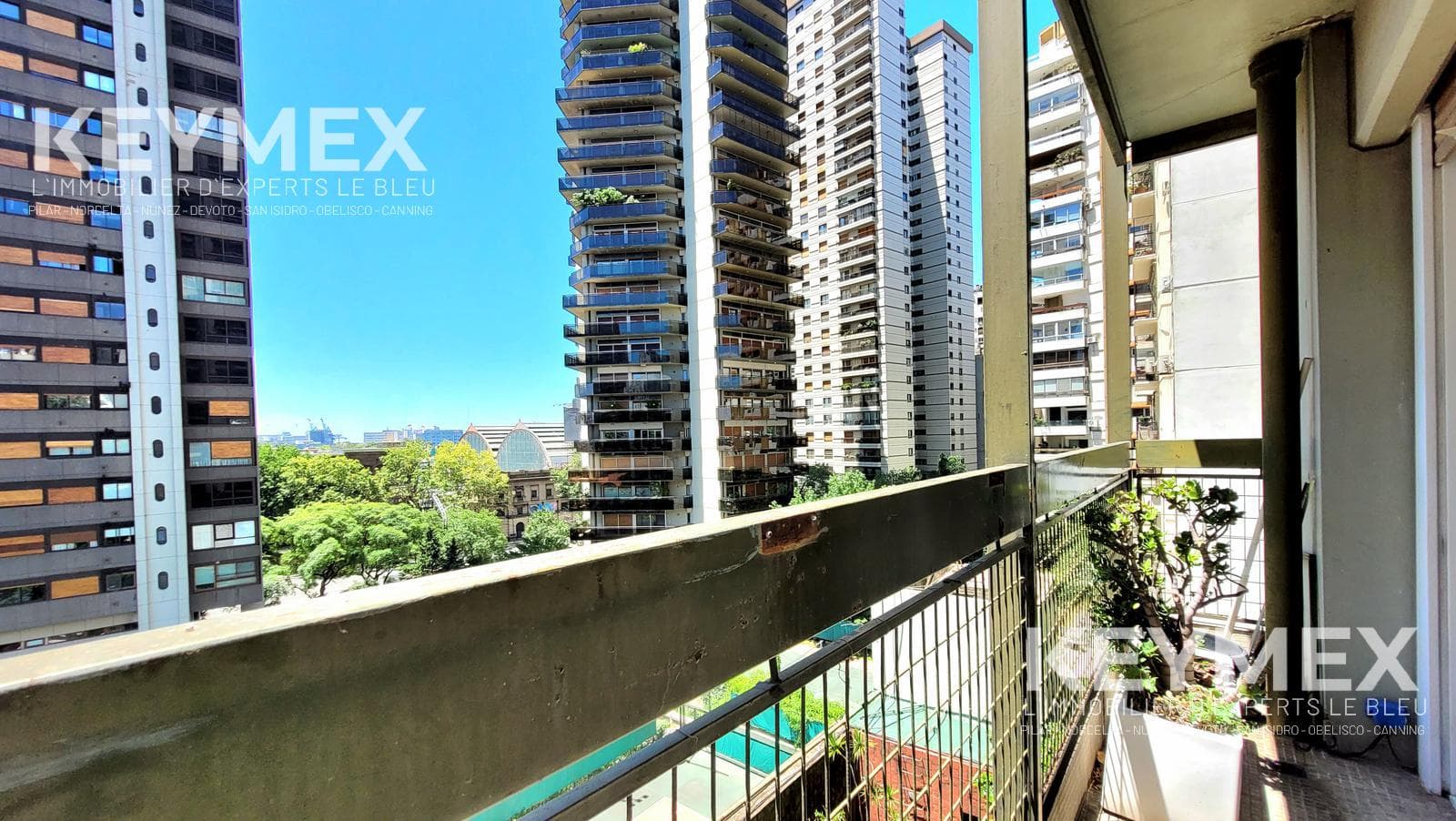 Apartment for Rent in Retiro: 2 bedrooms, furnished, bright, 24-hour security