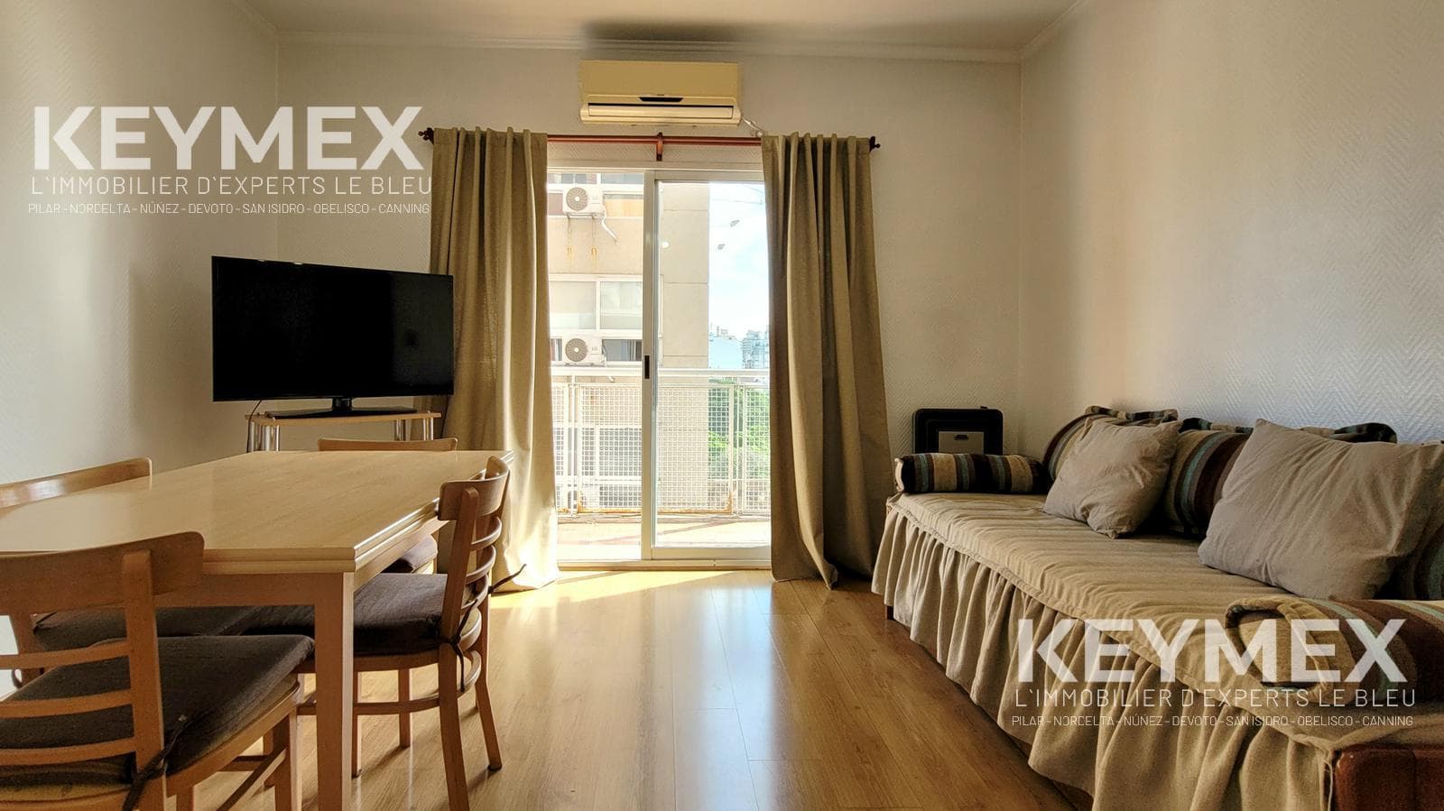 Short-term rental of a two-room apartment in San Telmo with a balcony