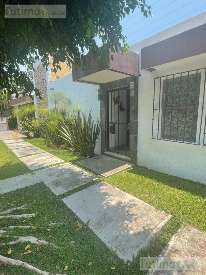 House with a Pool in Sumiya, Cuernavaca