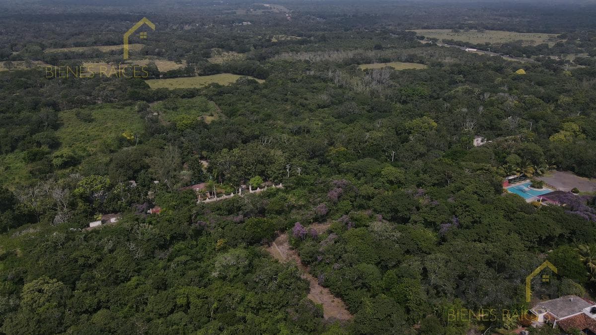 Land - Xalapa