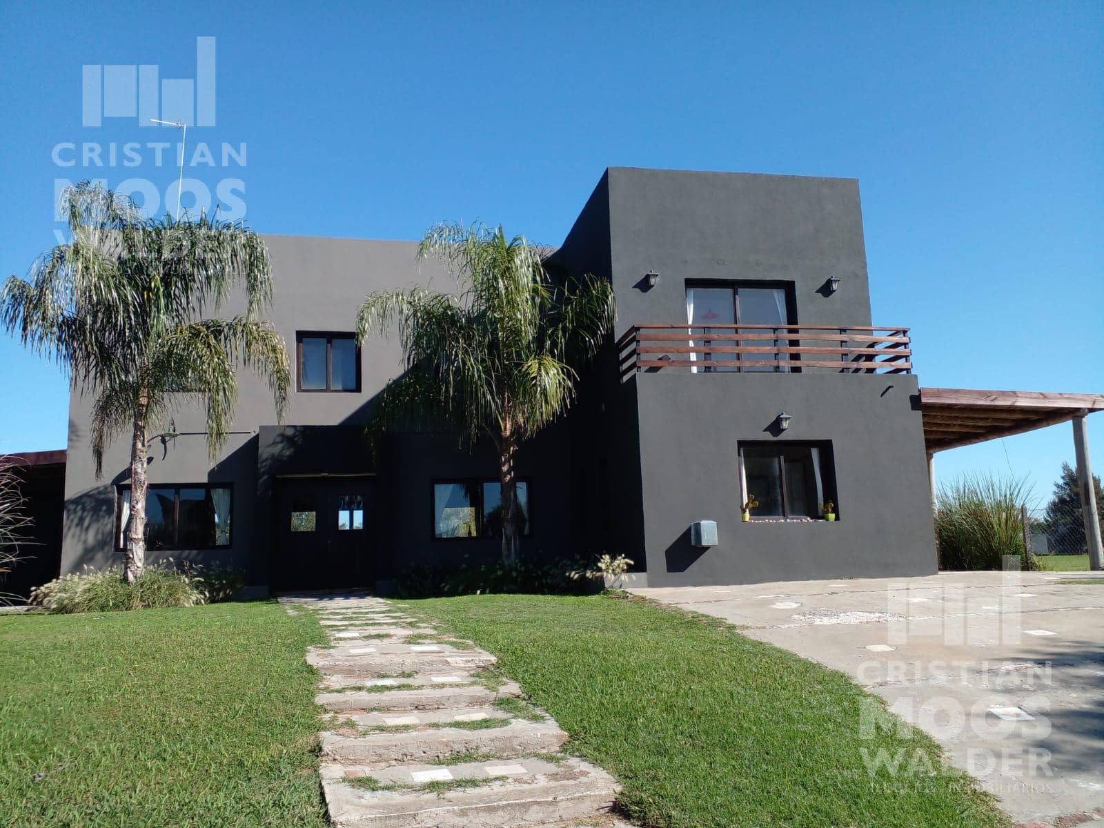 5-Room House for Sale in El Cazal Escobar