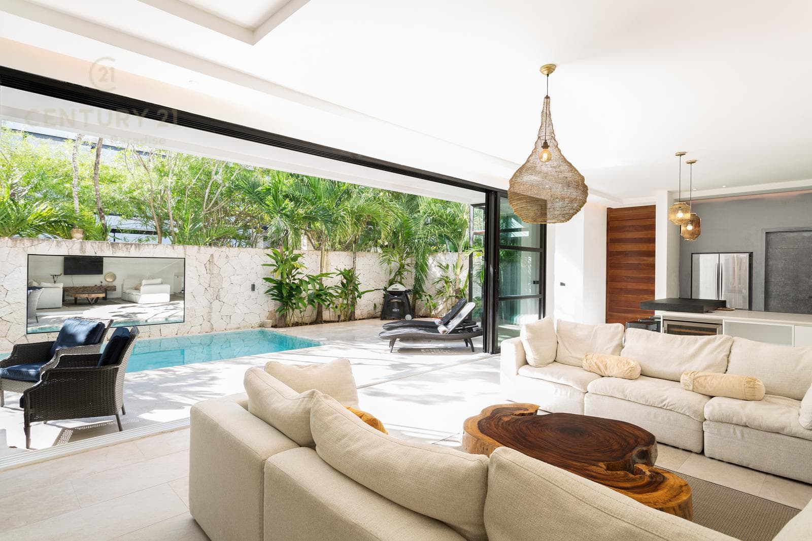 4-Bedroom House for Sale in Aldea Zama | Modern Architecture Near the Beach | P4005