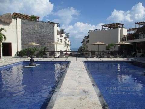 Ver galeríaValuación Aldea Thai Estudio de 1 recamara de 66 mts2 con amplia terraza con vista al mar P3044