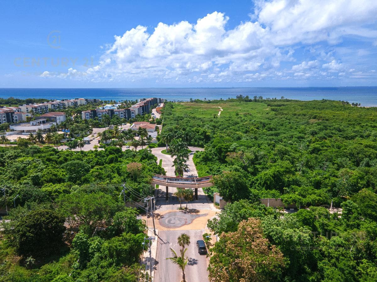 Increíble Departamento en Venta de 3 rec en lujoso Condominio cerca del Mar P3984