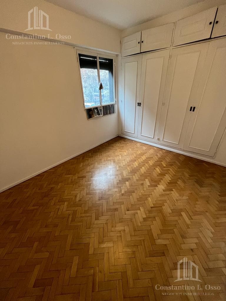 Apartment in Palermo - with a balcony - 4 rooms - for sale