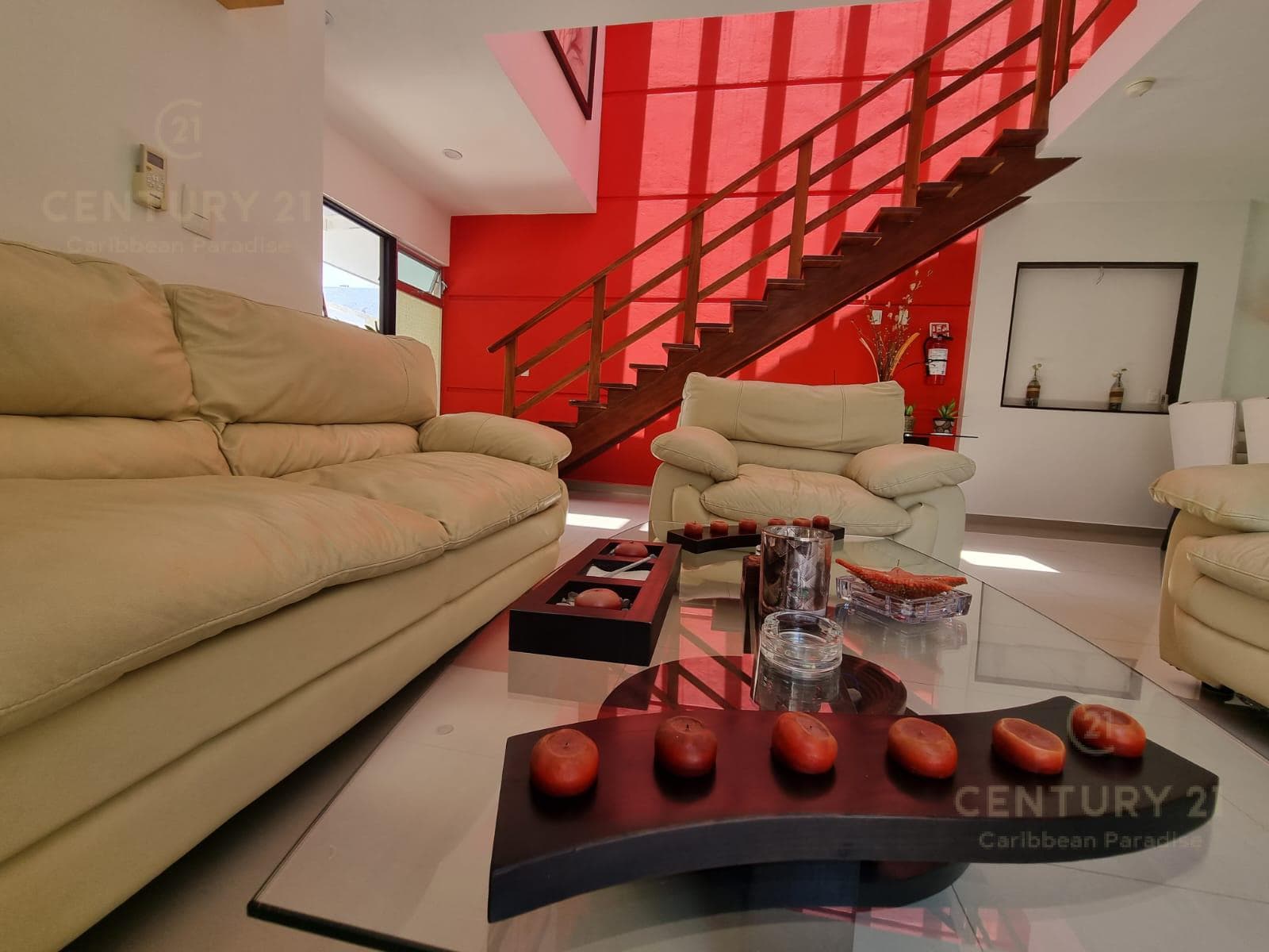 Casa 3 Recamaras en Venta | Nuevo Playa del Sol | Con Alberca Privada | P3918