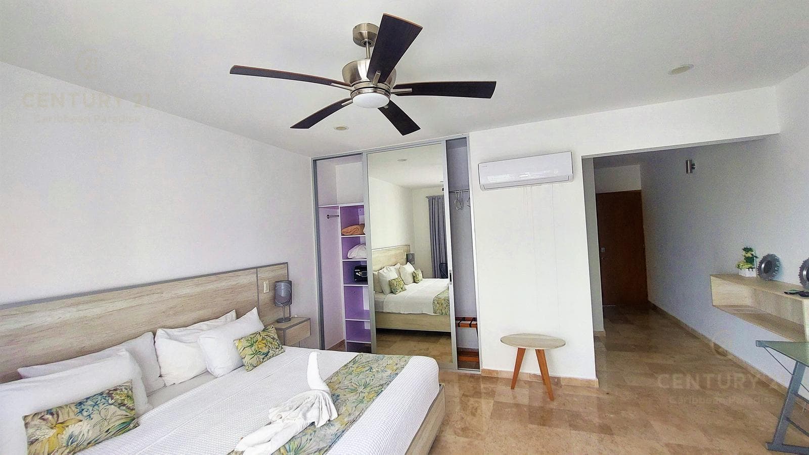 Estudio en venta en avenida CTM a una cuadra de 5ta ave Playa del Carmen P4014