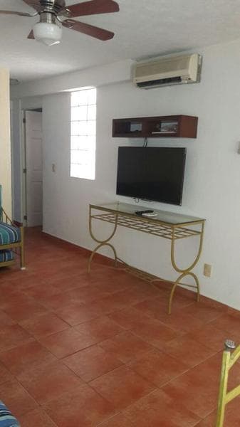 Lavezzi H Apartment for Rent, Puente del Mar
