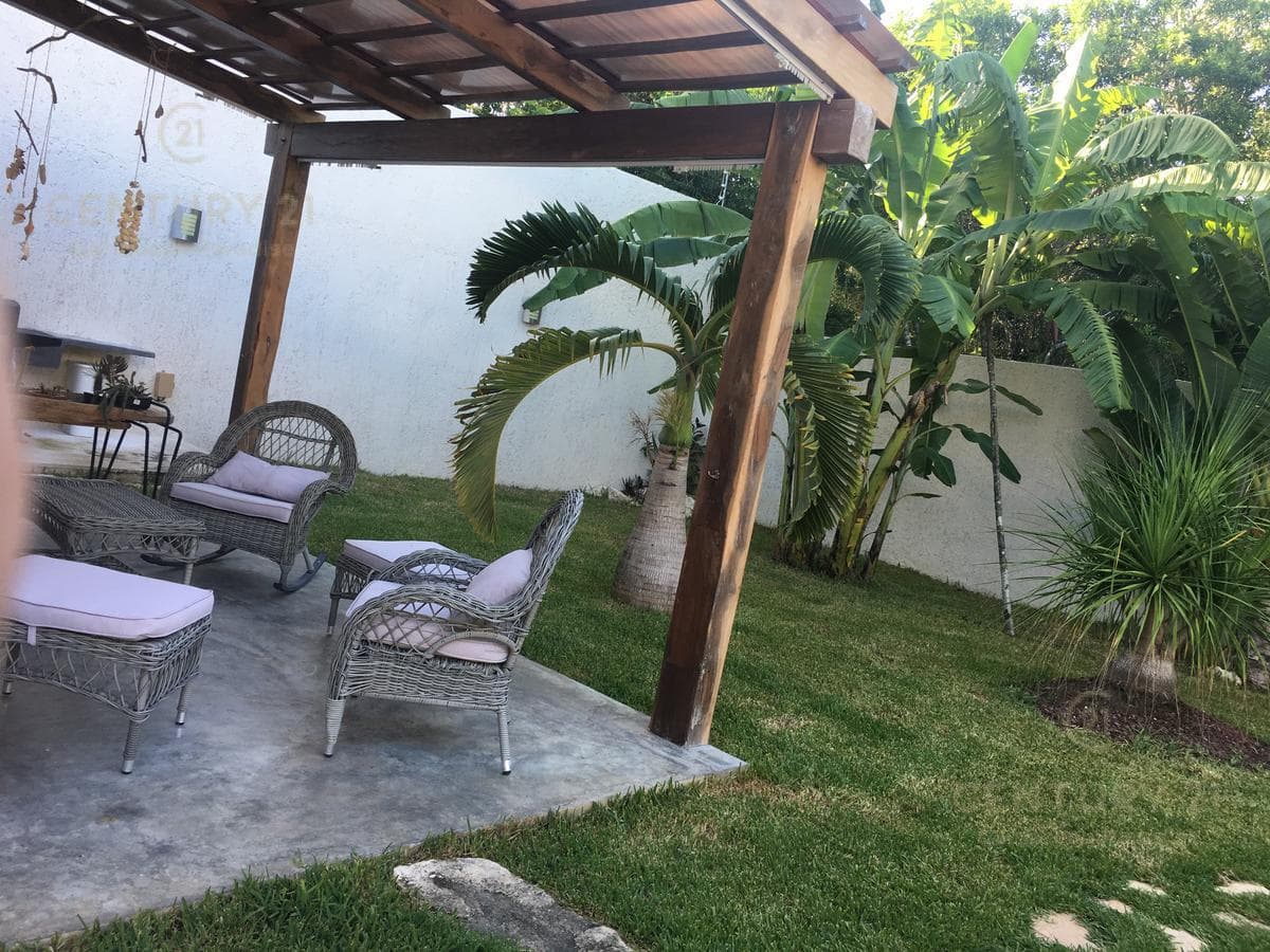 Hermosa Casa en Venta en Bosques de Bambú Playa del Carmen P3024
