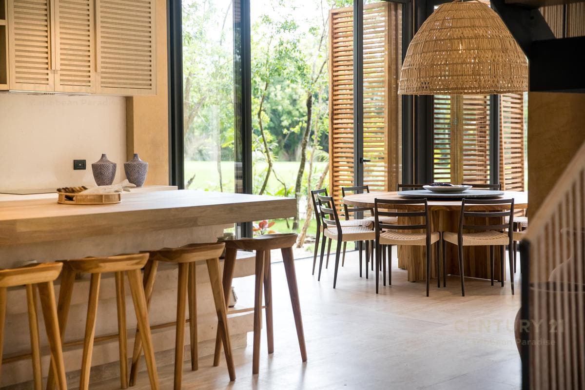 Increible casa en zona residencial prvilegiada de Playa del Carmen P3452