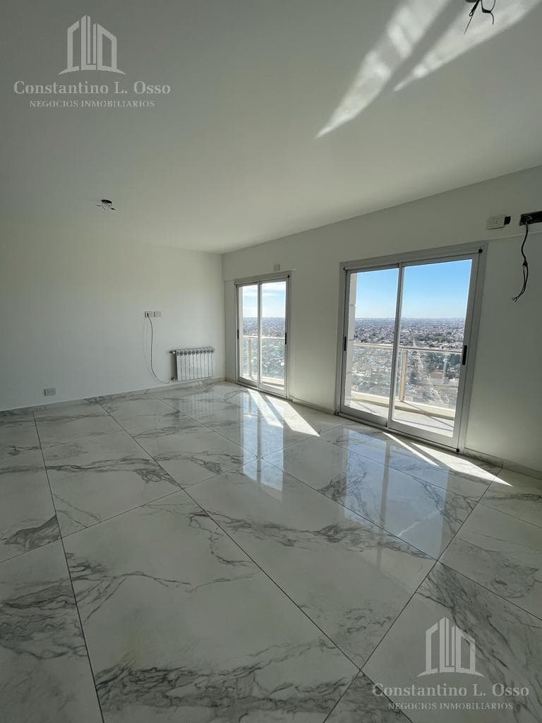 4 rooms - 3 bathrooms - 114 m2 - Pool - Generator - 2 parking spaces - For Sale - Brand new