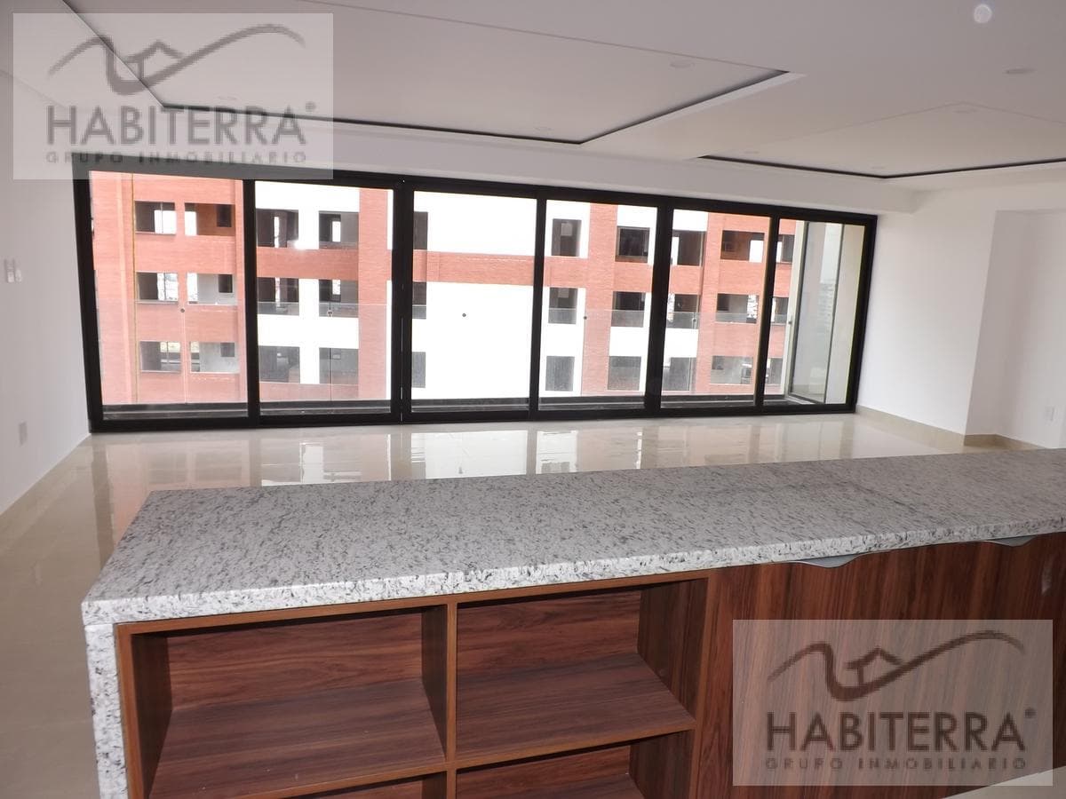 Venta agaradable departamento en Altarea Interlomas