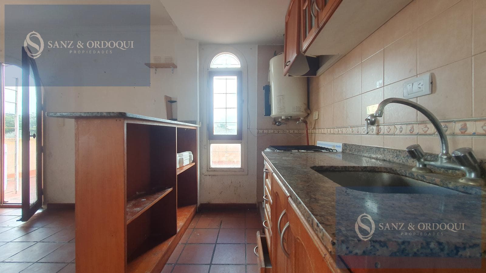 24-Month Lease - Studio Apartment with Balcony - Derqui 516 - Constitución