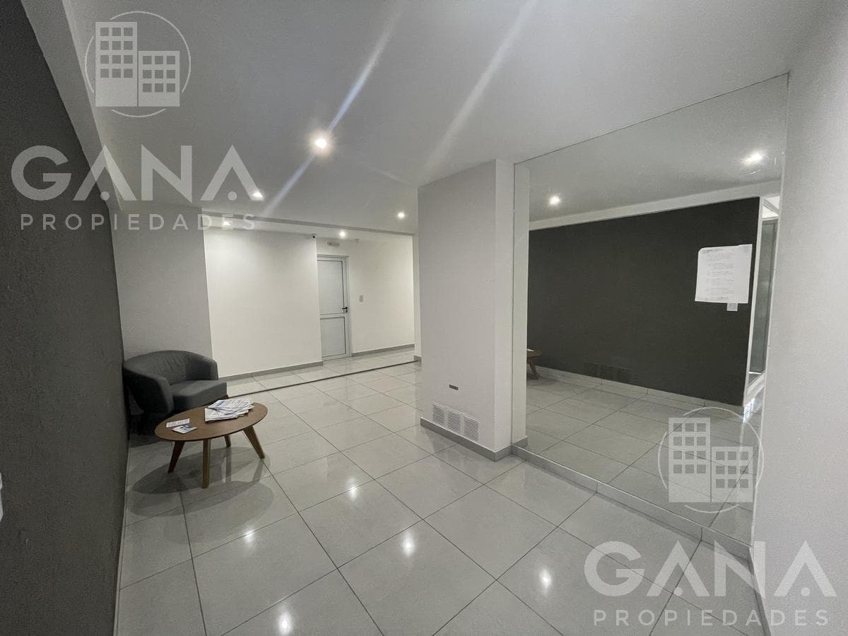 1-Bedroom Apartment for Sale in the Echesortu Neighborhood of Rosario with a Front-Facing Balcony