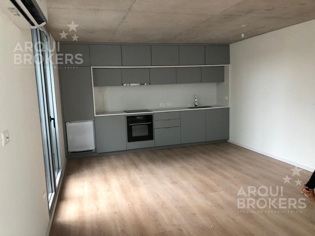 3-Bedroom Duplex Penthouse Apartment for Sale in Downtown - 1001