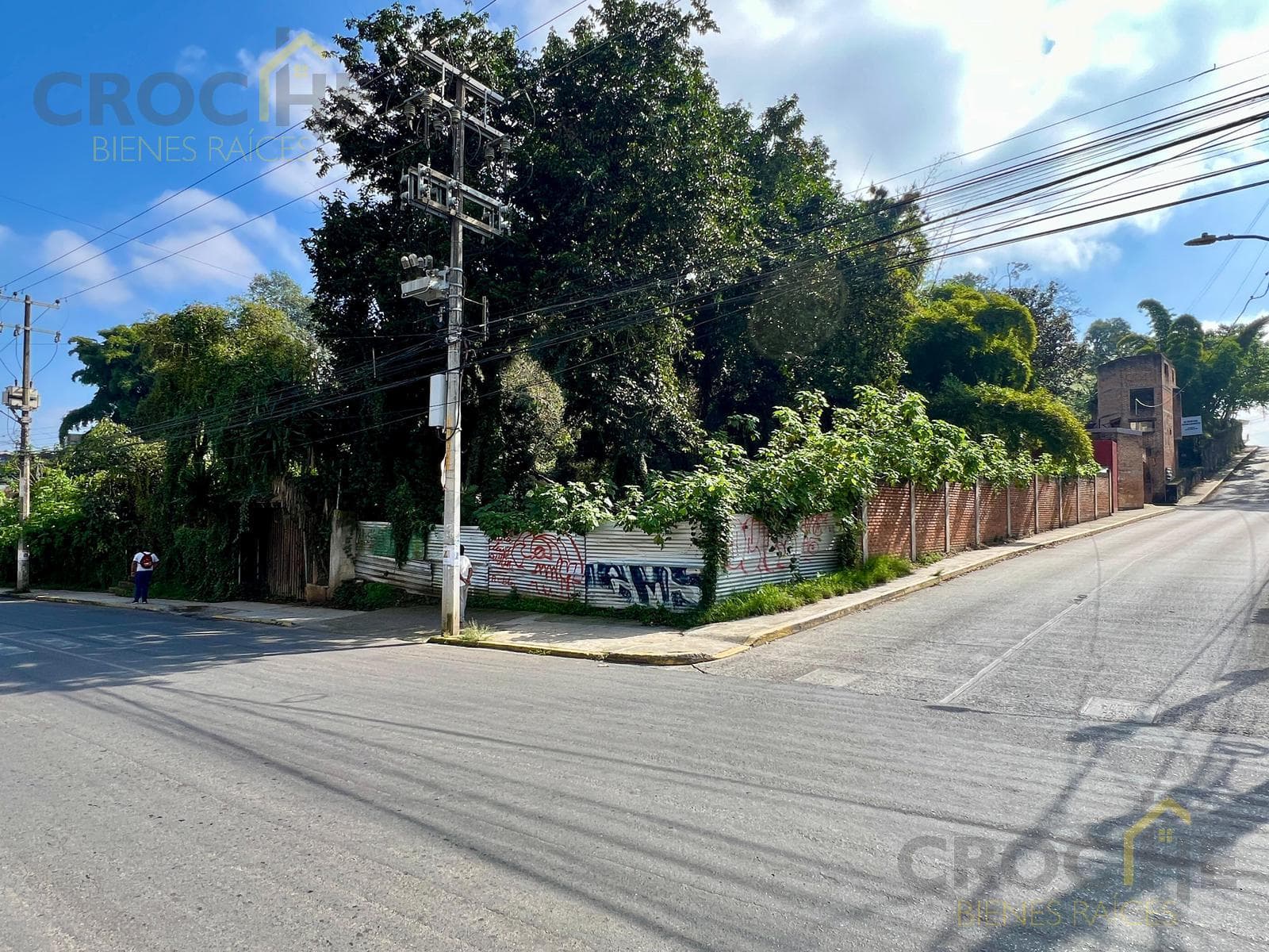 Commercial lot for rent on a corner lot in Xalapa, Veracruz, in the El Haya neighborhood