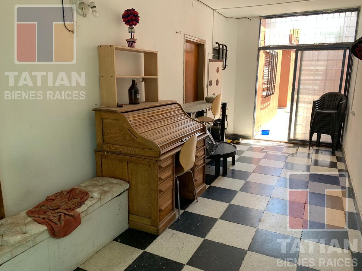 Three-bedroom house on Catamarca Street, just a few meters from Patria Street—Altos de General Paz neighborhood