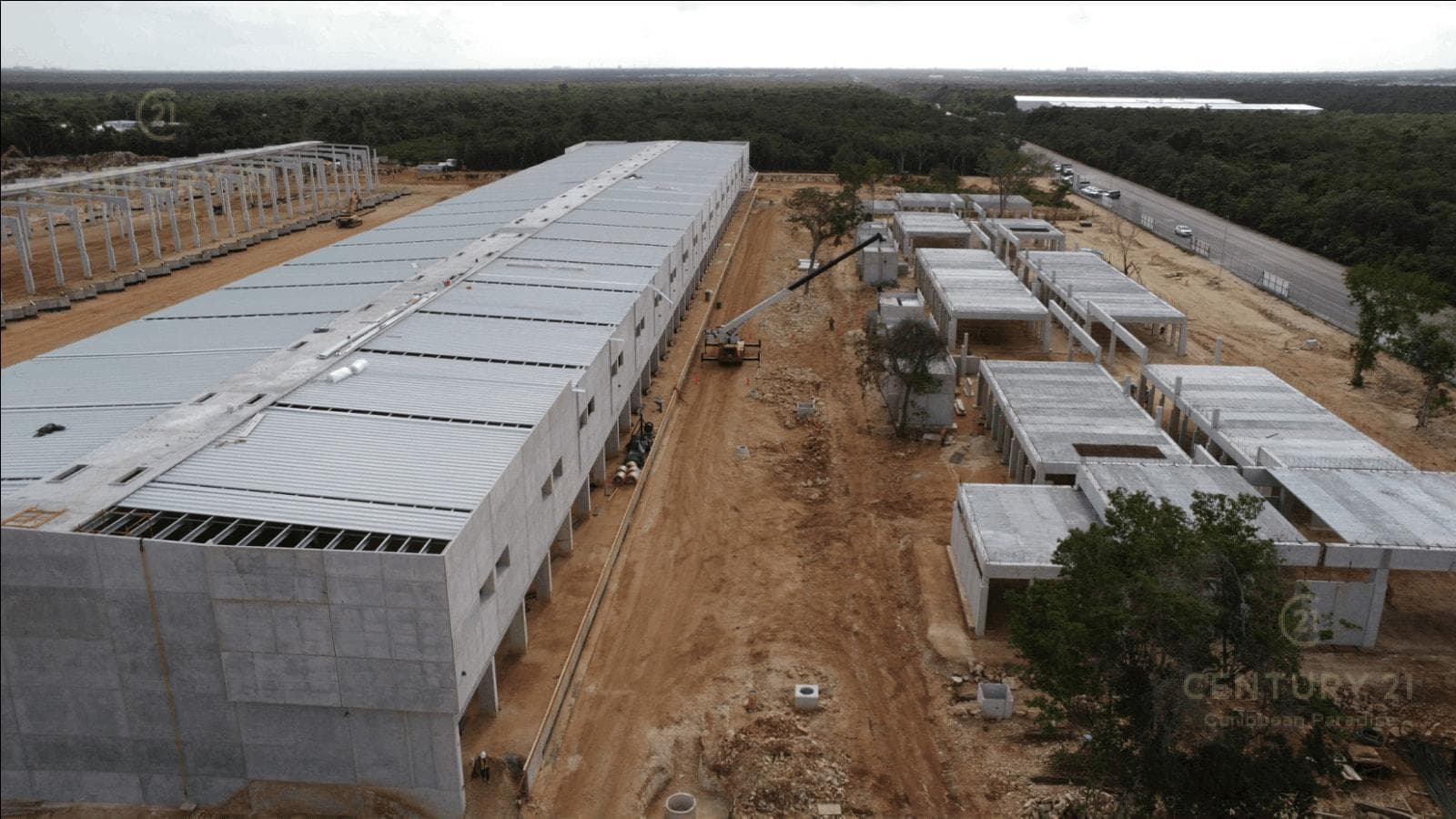 Bodegas en Venta en próxima Central de Abastos en Playa del Carmen P3395