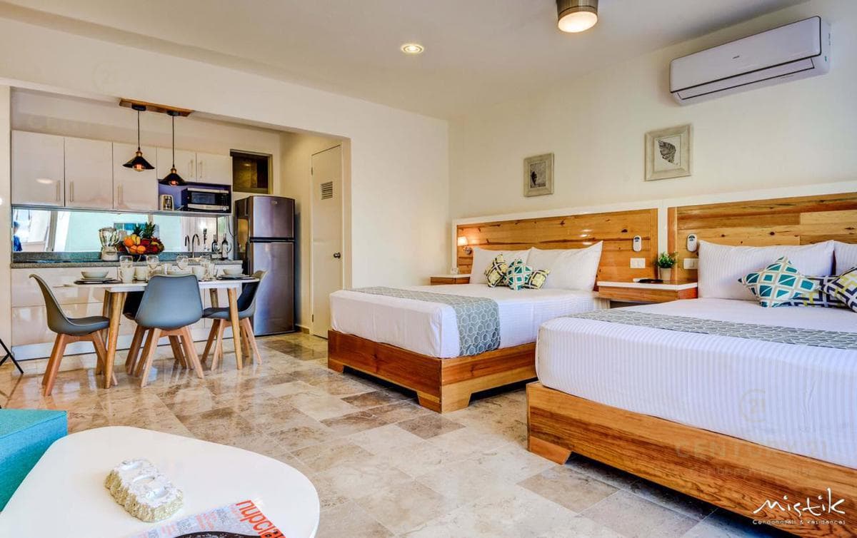 Penthouse en venta en el centro de Playa del Carmen 5ta avenida P3032