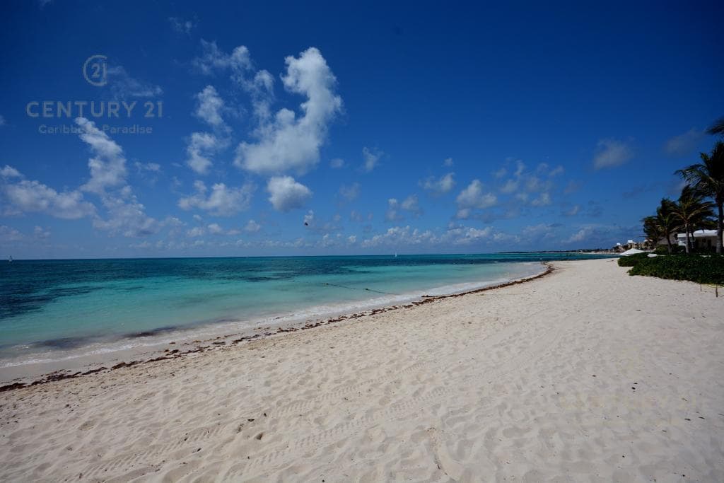 House in Playa Paraiso for Sale in Playa del Carmen P4030