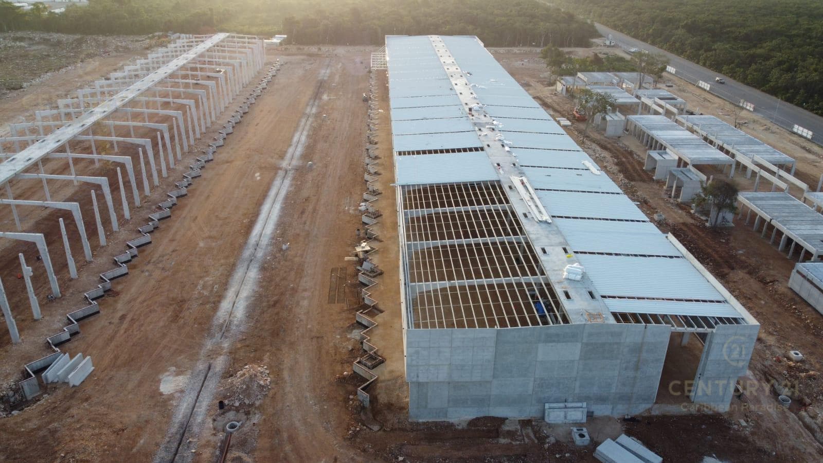 Bodegas en Venta en próxima Central de Abastos en Playa del Carmen P3395