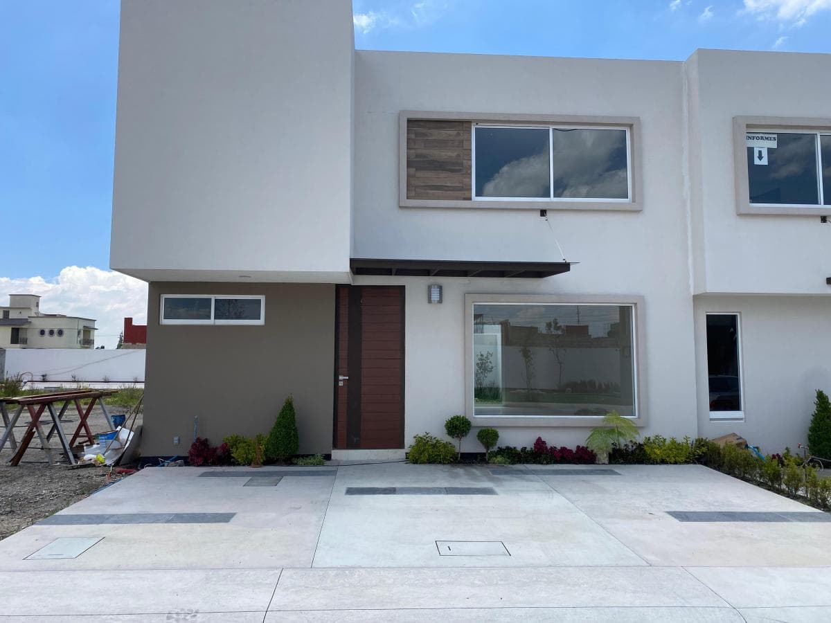 House for Sale in Alondra, San Salvador Tizatlali, Metepec 27-922