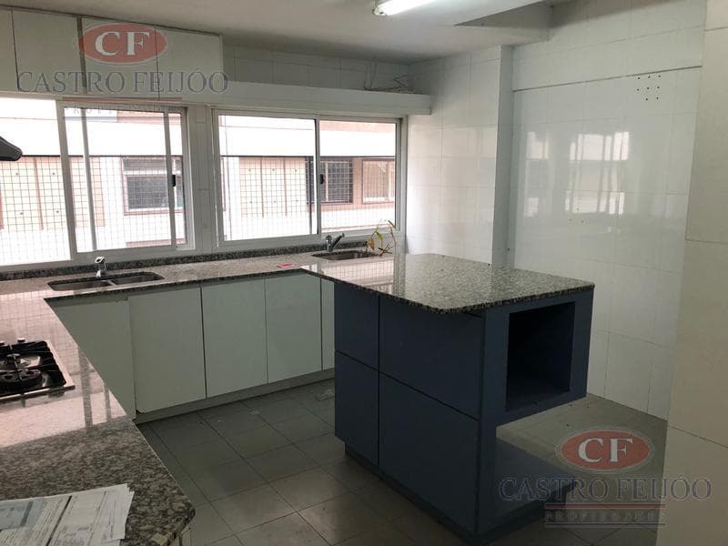 4-Room Apartment for Sale with Rental Income – Recoleta – Azcuénaga 1541, 5th Floor, Apartment A
