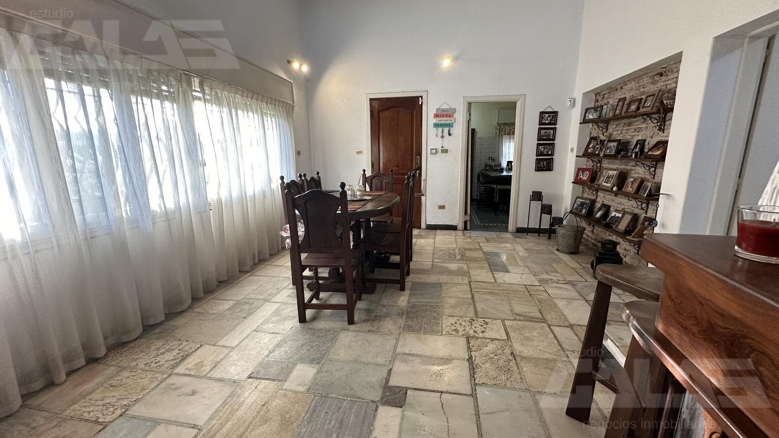 House in Ituzaingó Sur - 3 bedrooms - 4 rooms