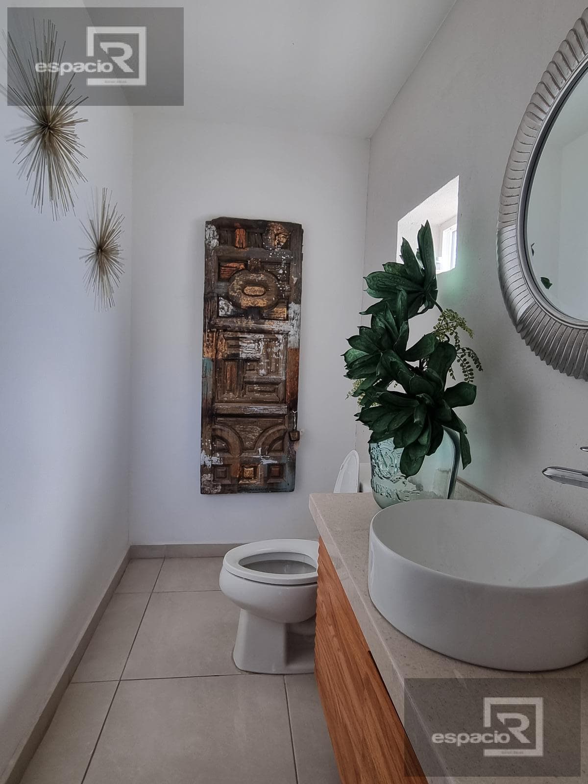 CASA EN VENTA COL. CUAUHTEMOC CON LOCAL Y OFICINA INDEPENDIENTES