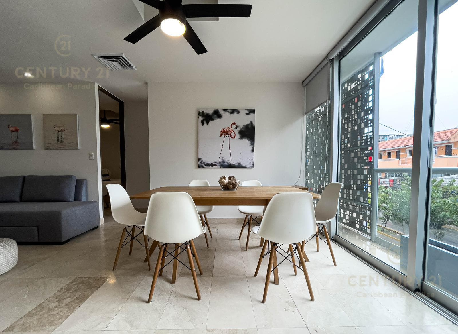 2-Bedroom Apartments for Sale in a Prime Location in Playa del Carmen P3995