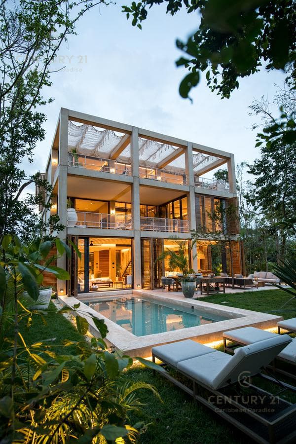 Increible casa en zona residencial prvilegiada de Playa del Carmen P3452