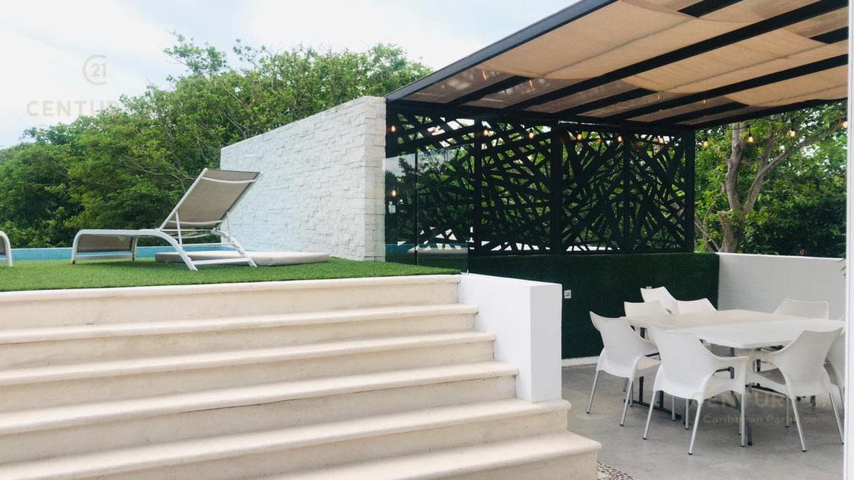 Estupenda casa en venta en Playacar, Playa del Carmen P3259