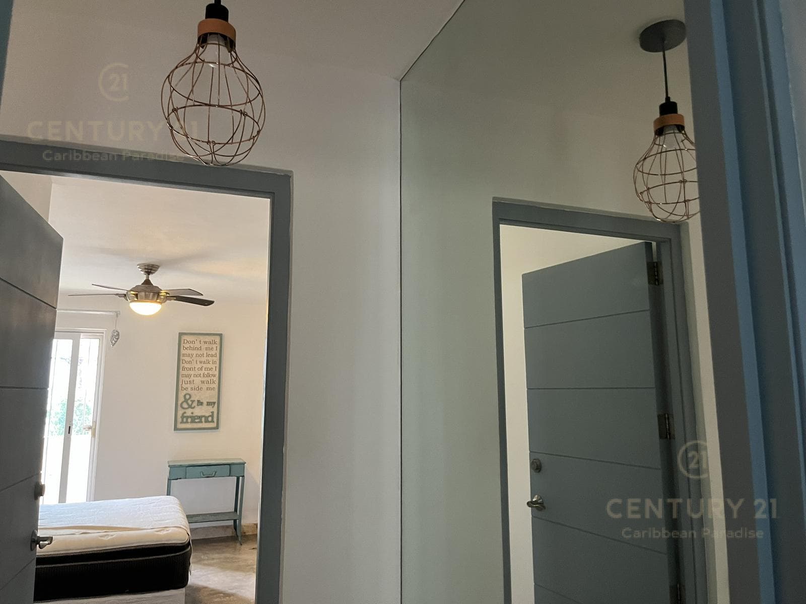 2-bedroom, 3-bathroom apartment in downtown Playa del Carmen P4206