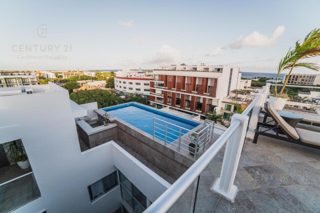 Penthouse en venta en el centro de Playa del Carmen 5ta avenida P3032