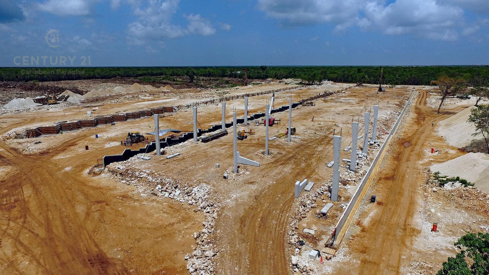 Bodegas en Venta en próxima Central de Abastos en Playa del Carmen P3395