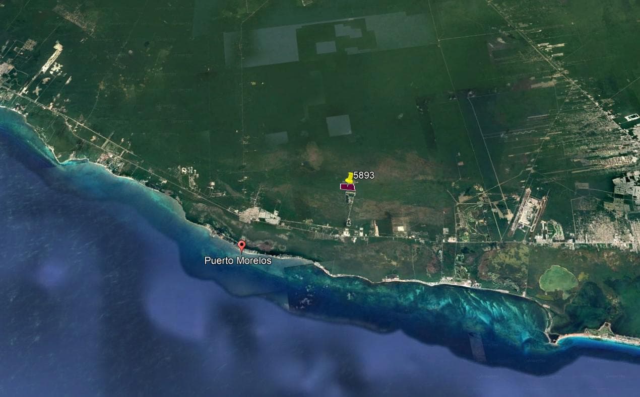 Land for Sale in Puerto Morelos Near the Federal Highway