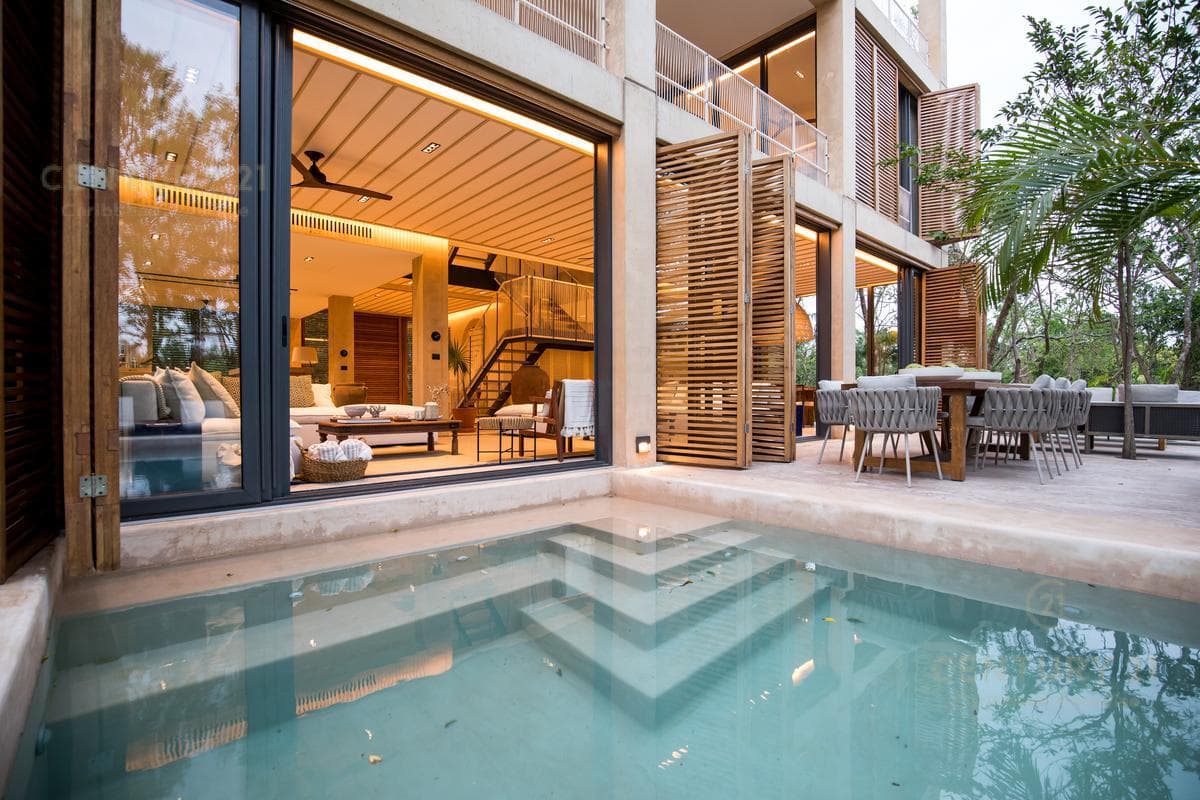 Increible casa en zona residencial prvilegiada de Playa del Carmen P3452
