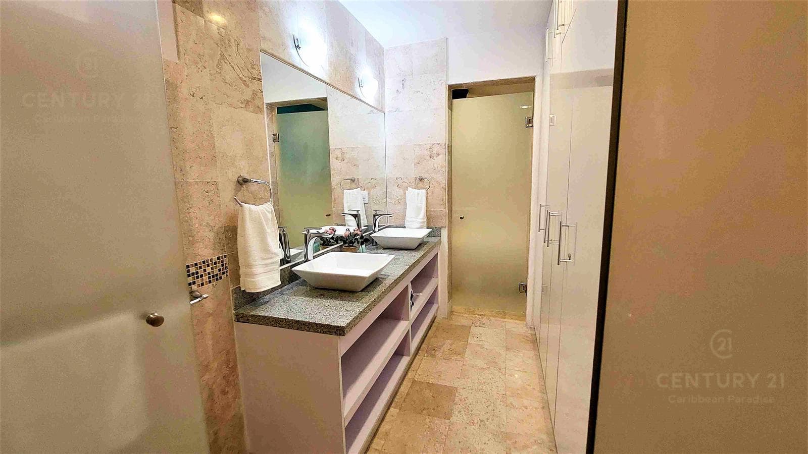 Estudio Penthouse en av 5ta bis en Playa del Carmen P4016