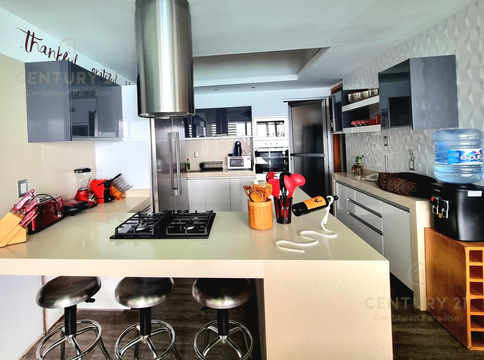Exclusive Ocean View Penthouse for Sale in the Lahia Condo. Hotel Zone, Cancun C3797