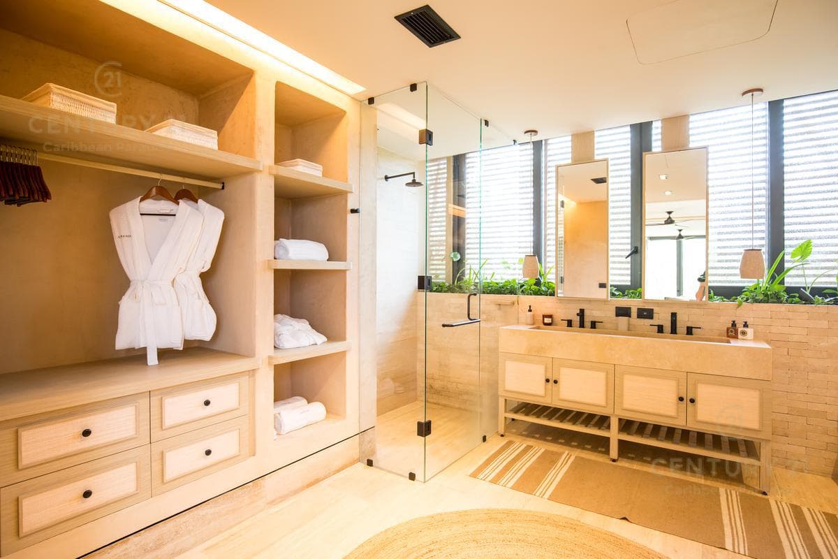 Increible casa en zona residencial prvilegiada de Playa del Carmen P3452